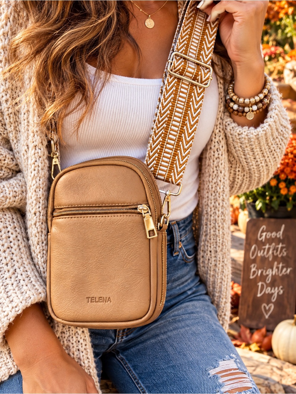 TELENA Tan Crossbody Bag Wide Chevron Strap Gold Hardware like new condition